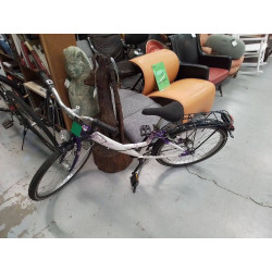 VTT MAUVE ET BLANC
