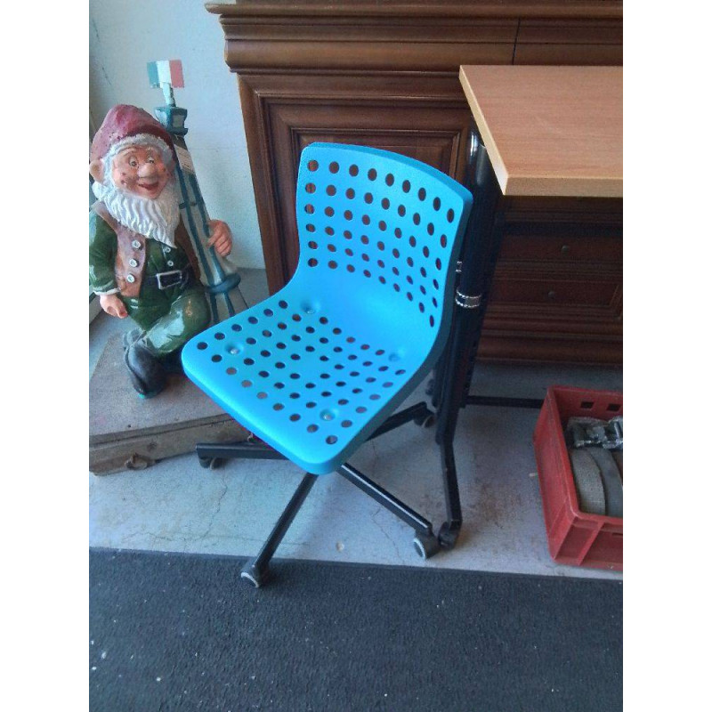 CHAISE BLEU
