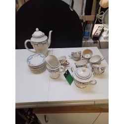 SERVICE A CAFE BLANC ET BLEU