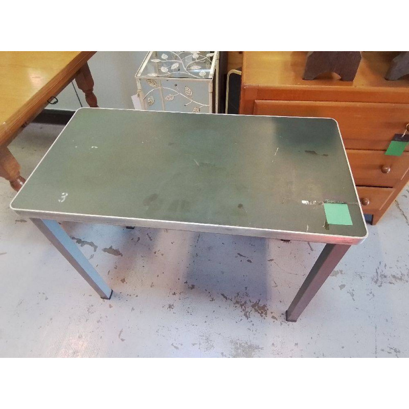 TABLE DE TRAVAIL PIED METAL 