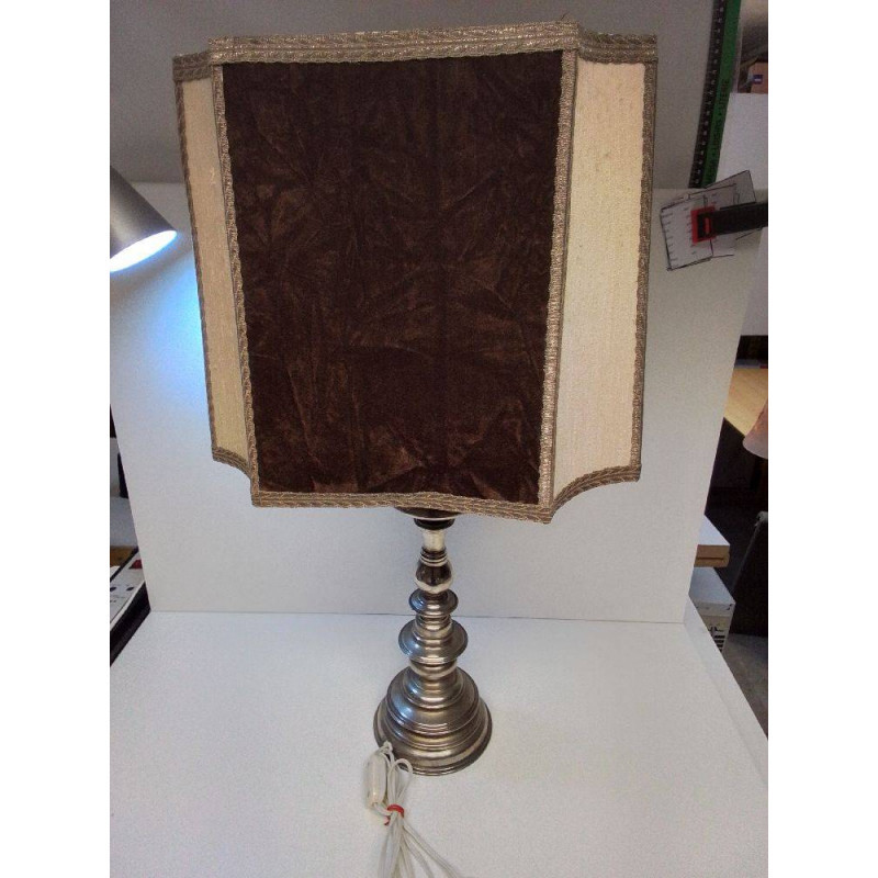 LAMPE A POSER METAL’