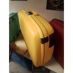 VALISE JAUNE 239