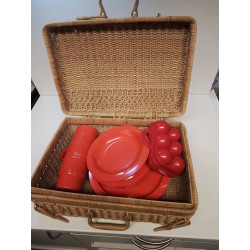 SET DE VAISSELLE DE CAMPING 
