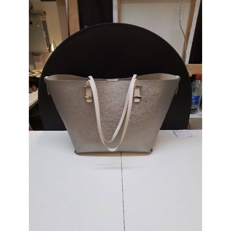 SAC A MAIN ARGENTE