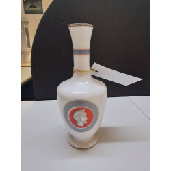 VASE EN ARCOPAL 