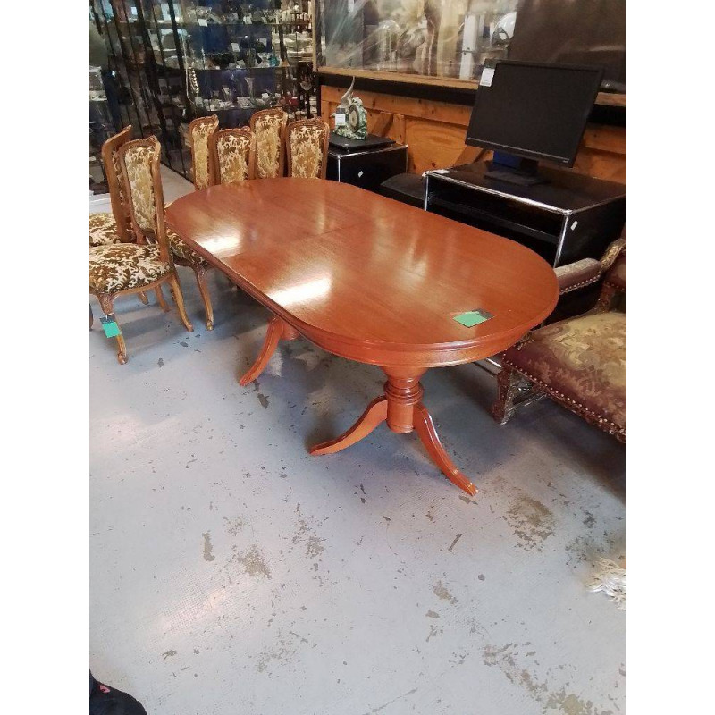 TABLE EN ACAJOU OVALE AVEC ALLONGES 