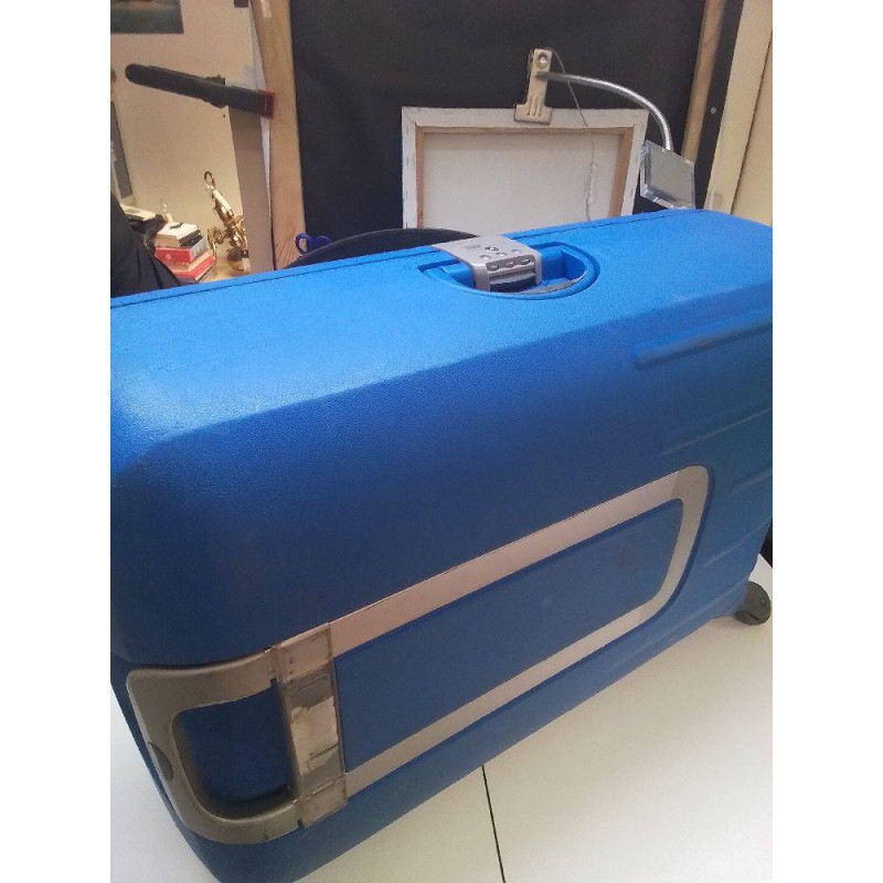 VALISE BLEUE