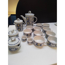 SERVICE A CAFE VILLEROY ET...