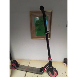TROTTINETTE 