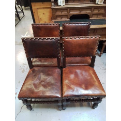 LOT DE 4 CHAISES DE STYLE 