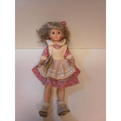 POUPÉE PORCELAINE GILDE 