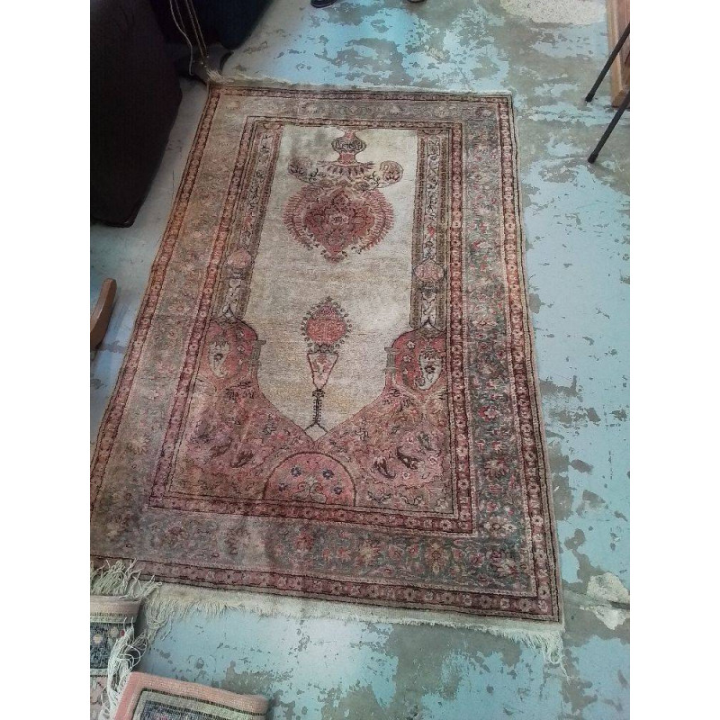 TAPIS ORIENTAL