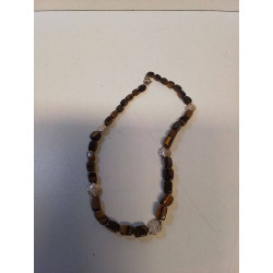 COLLIER DE PIERRES 