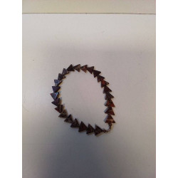 COLLIER TRIANGULAIRE 