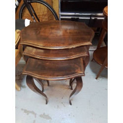 TABLE GIGOGNE 