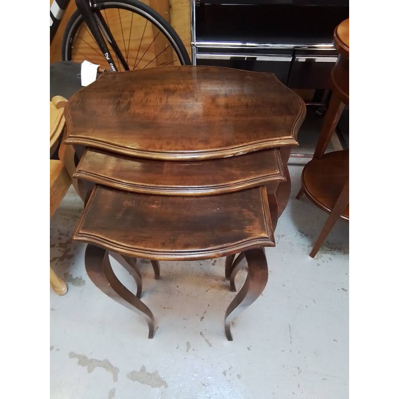 TABLE GIGOGNE 