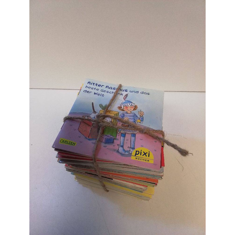 LOT LIVRES PIXI