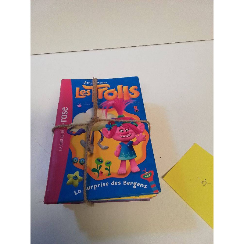 LIVRE LES TROLLS 