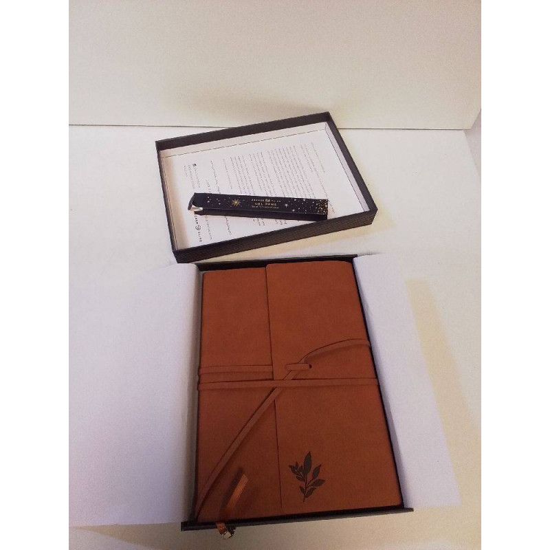 CARBET + STYLO ARCHER OLIVE