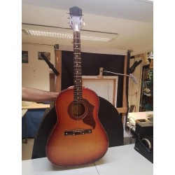 GUITARE EGMOND EN L’ETAT