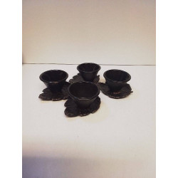 LOT DE TASSES EN FONTE