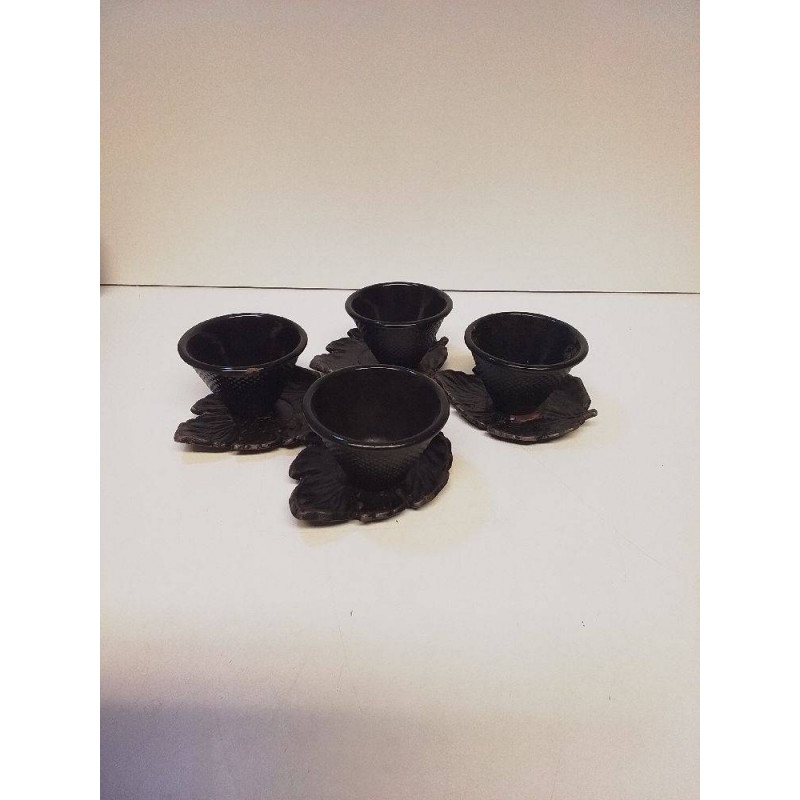 LOT DE TASSES EN FONTE