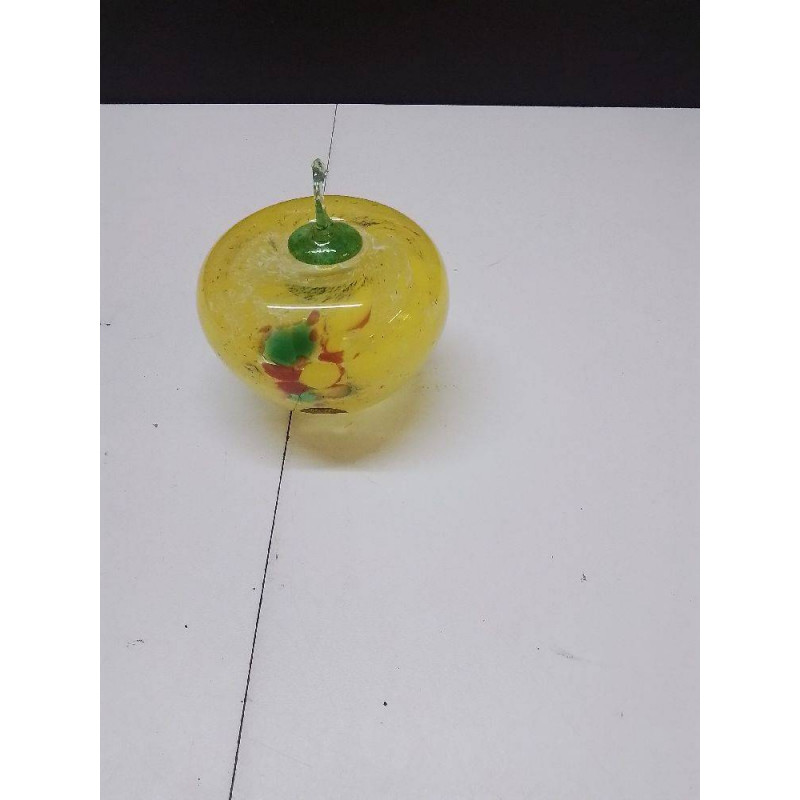 POMME EN VERRE 