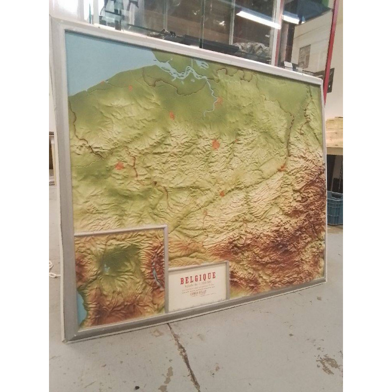 CARTE EN RELIEF BELGIQUE CONGO BELGE 
