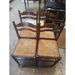 LOT 4 CHAISES EN BOIS...