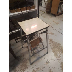 TABOURET MARCHE PIED
