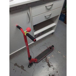 TROTTINETTE ROUGE