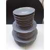 LOT D\'ASSIETTES GRISE 