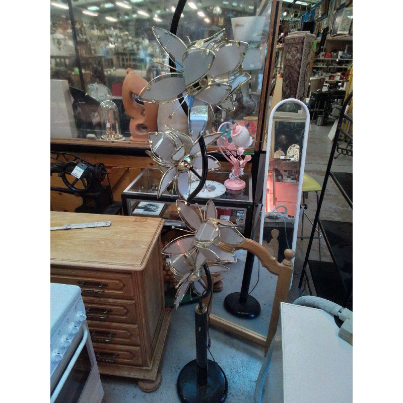 LAMPE DESIGN FLEURS 