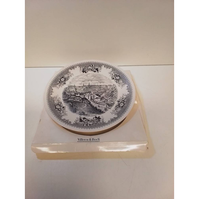 ASSIETTE DÉCORATIVE VILLEROY ET BOCH 