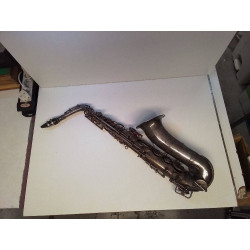 SAXOPHONE