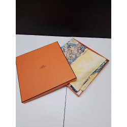 CARRE HERMES EN SOIE L\'ILE DESERTE
