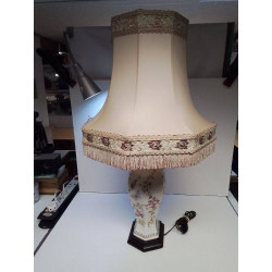 LAMPE A POSER MOTIF FLEURS...