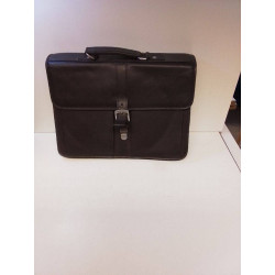 SERVIETTE EN CUIR 