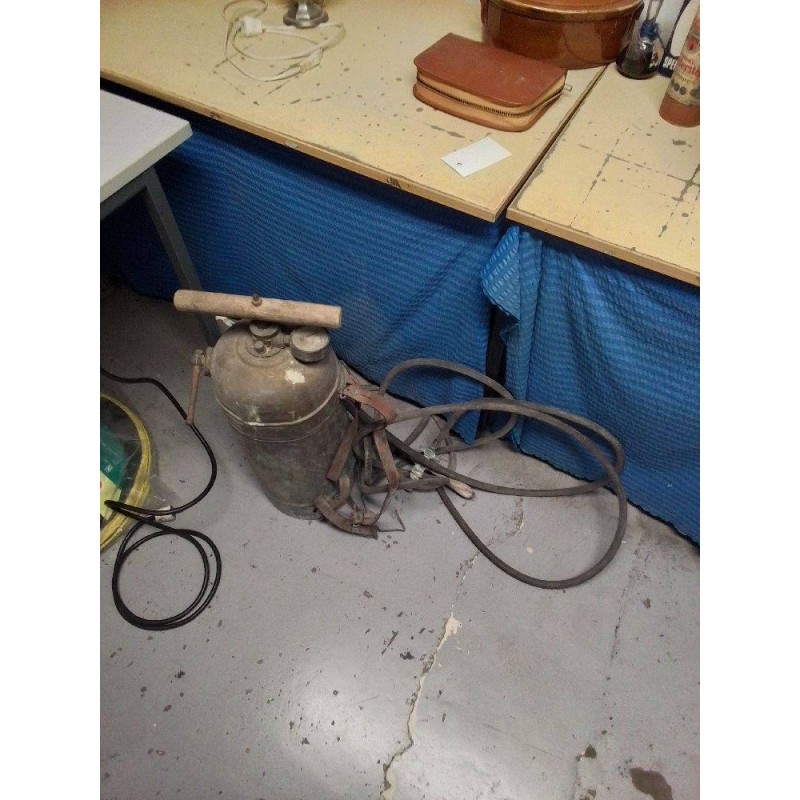 PULVÉRISATEUR ANCIEN 