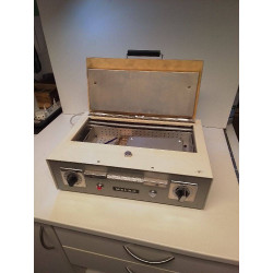 INCUBATEUR ANCIEN 