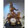 GARNITURE DE CHEMINÉE STYLE NAPOLÉON III (RÉGULE)