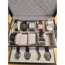 MONTRE DIVERS A L\'UNITÉ 