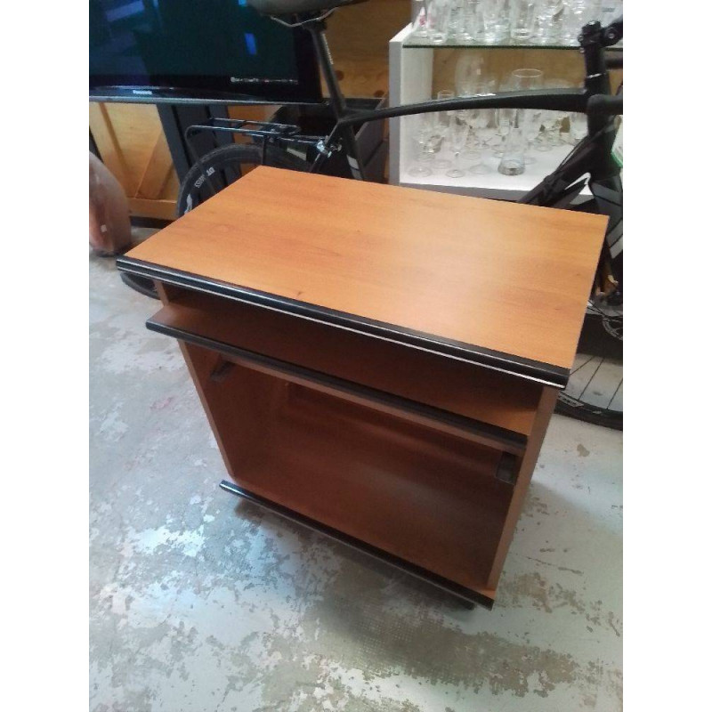 BUREAU MODERNE A ROULETTES 