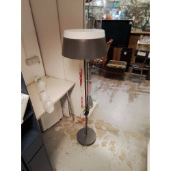 LAMPADAIRE MORERNE GRIS