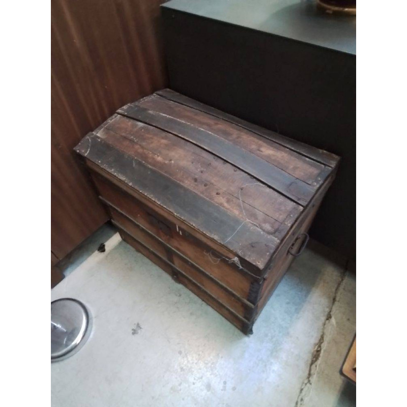 COFFRE ANCIEN