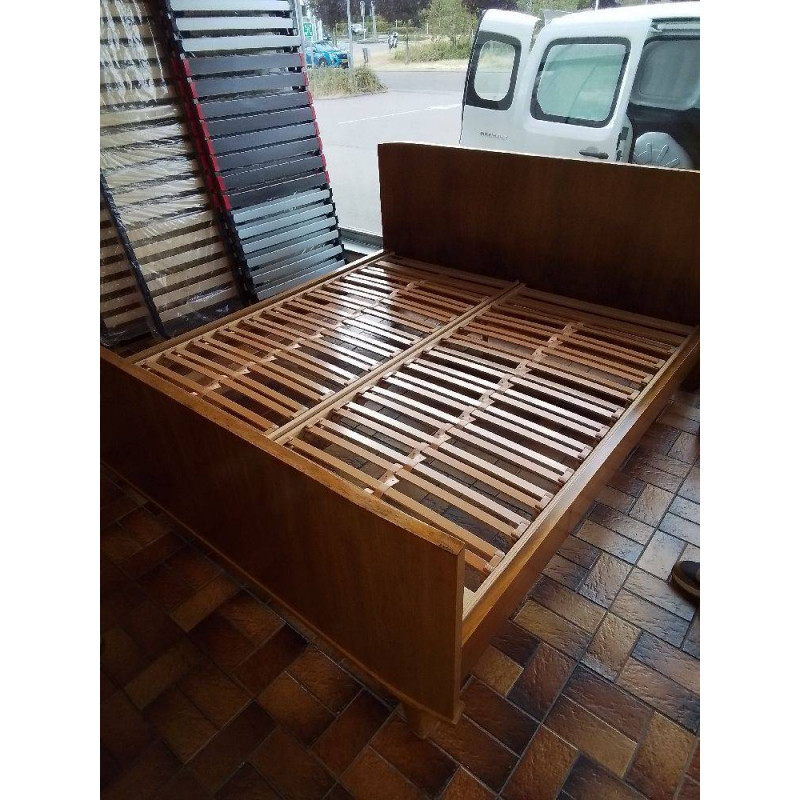 LIT BOIS VINTAGE 180X200 AVEC SOMMIERS