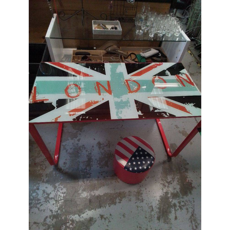 BUREAU LONDON 