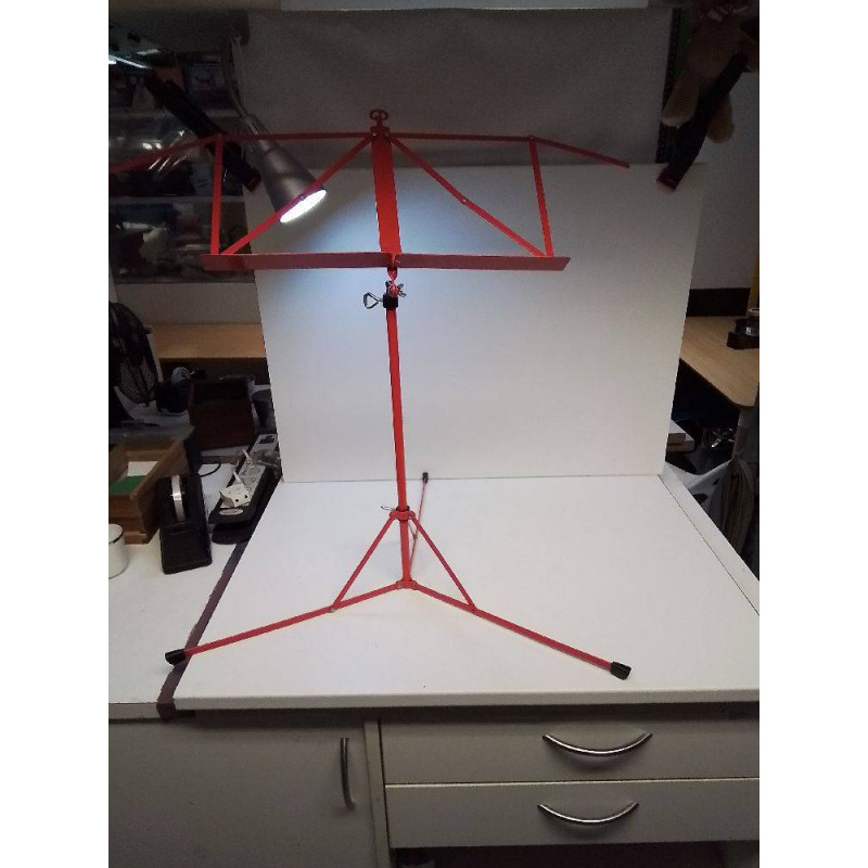 PUPITRE PLIABLE ROUGE