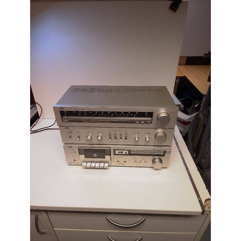 TUNER JVC