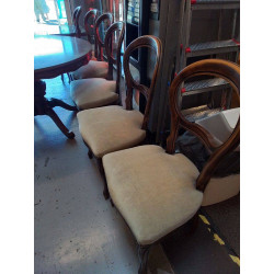 LOT DE 6 CHAISES EN NOYER 